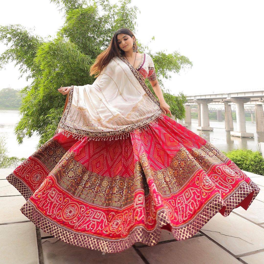 Inina Ethnic Navratri Lehenga Choli