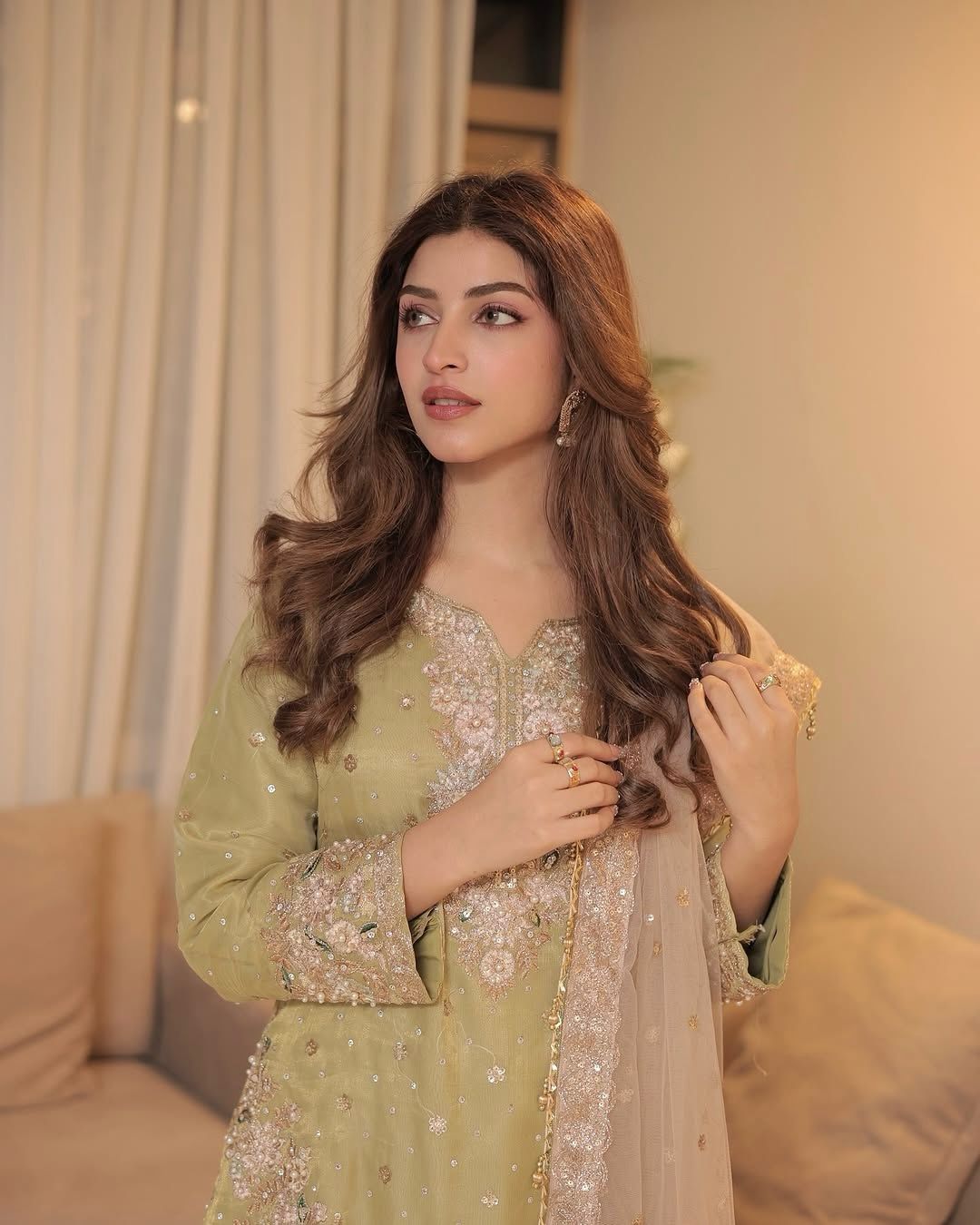 Rays of Rozana Salwar Suit