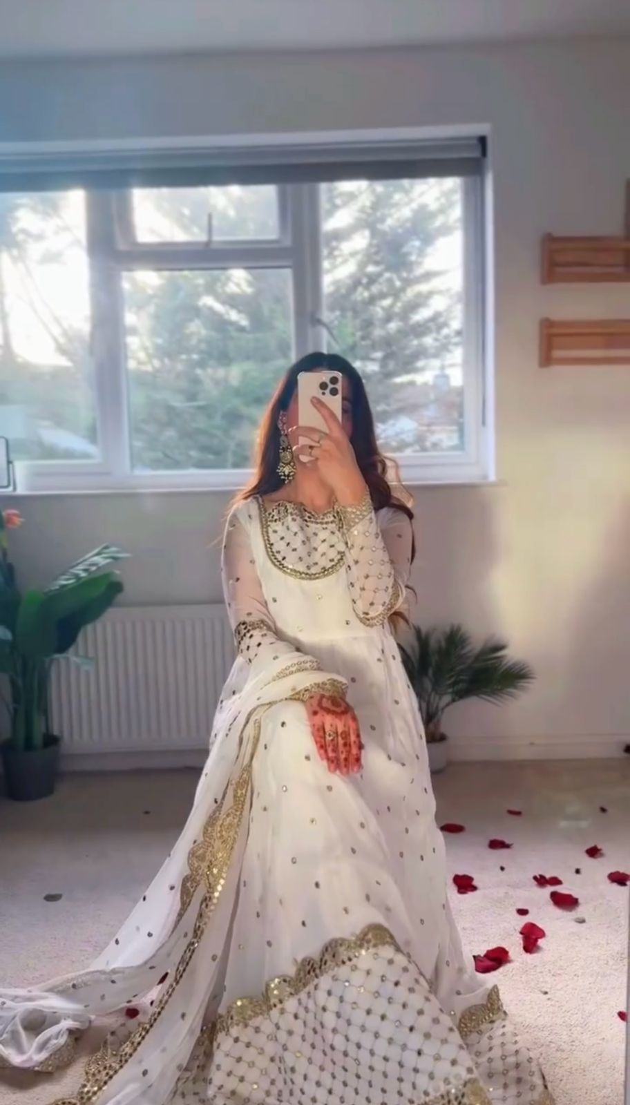 Taj Noor Salwar Suit